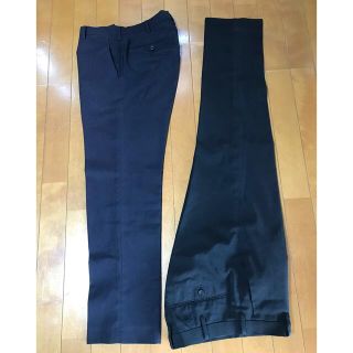 ユニクロ(UNIQLO)の感動パンツ　ウエスト73cm  股下73cm ネイビー&ブラック(スラックス)