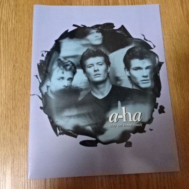 a-ha アハ1988年 stay on these roads 日本公演パンフ