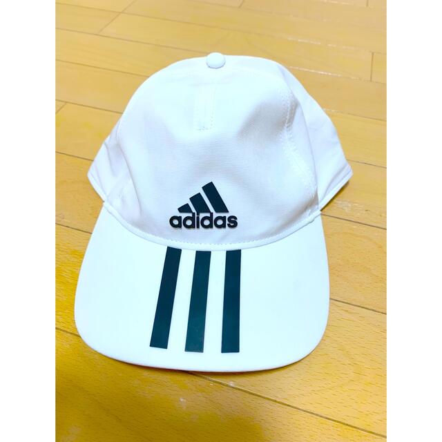 adidas(アディダス)のadidas キャップ フリーサイズ 白 メンズの帽子(キャップ)の商品写真