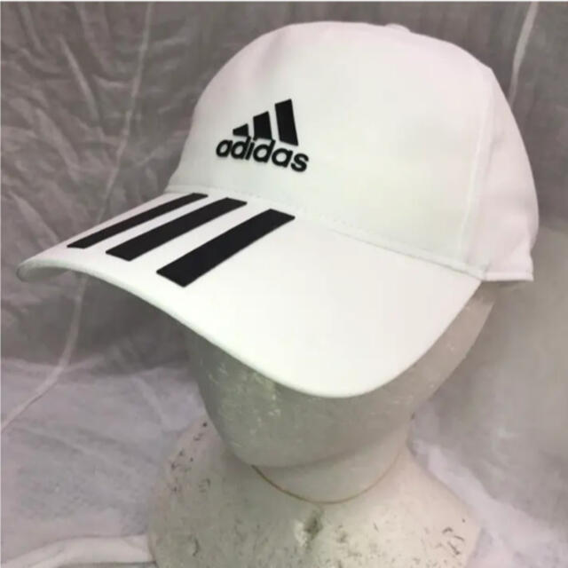 adidas(アディダス)のadidas キャップ フリーサイズ 白 メンズの帽子(キャップ)の商品写真