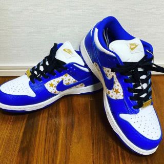 シュプリーム(Supreme)のSUPREME × NIKE SB DUNK LOW スニダン　supreme(スニーカー)