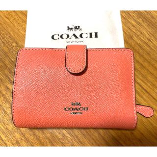 コーチ(COACH)のCOACH２つ折り財布　コーラルピンク(財布)