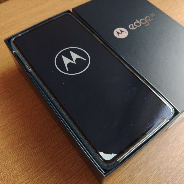 『新品』 motorola edge 20 simフリー スマホ/家電/カメラのスマートフォン/携帯電話(スマートフォン本体)の商品写真