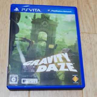 プレイステーションヴィータ(PlayStation Vita)のGRAVITY DAZE/重力的眩暈：上層への帰還において、彼女の内宇宙に生じた(携帯用ゲームソフト)