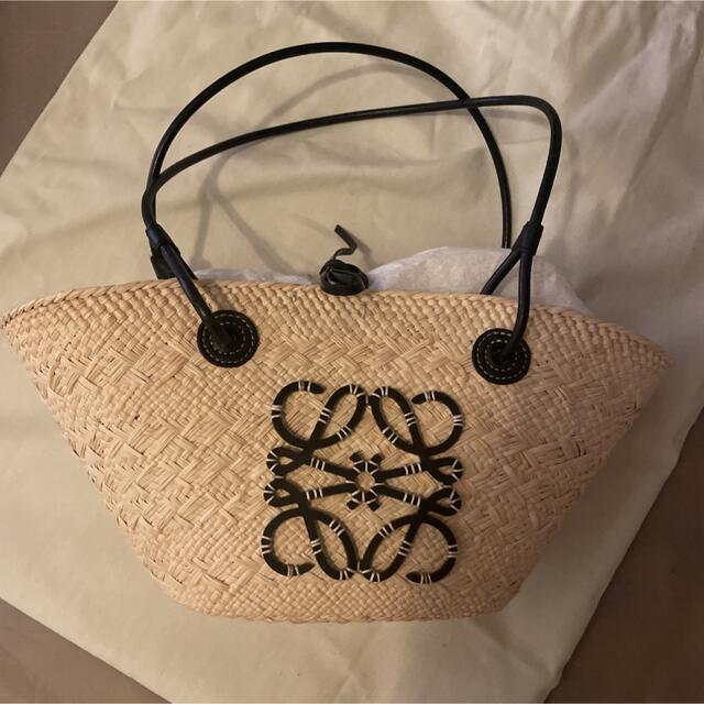 新品未使用　ロエベアナグラムカゴbag