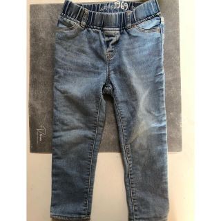 ベビーギャップ(babyGAP)のGAP スキニーデニムパンツ(パンツ/スパッツ)