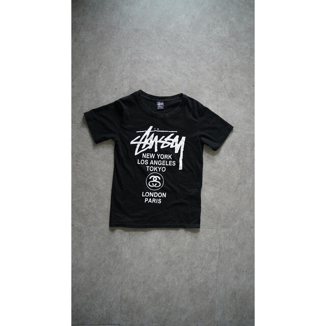 大特価★STUSSY WORLD TOUR TEE ブラック ladies S レディースのトップス(Tシャツ(半袖/袖なし))の商品写真