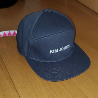 キムジョーンズ(KIM JONES)の未使用　キムジョーンズ　ユニクロ　キャップ　グレー(キャップ)