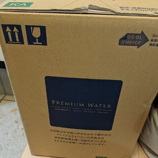 PREMIUM  WATER 　１２リットル　１箱(ミネラルウォーター)