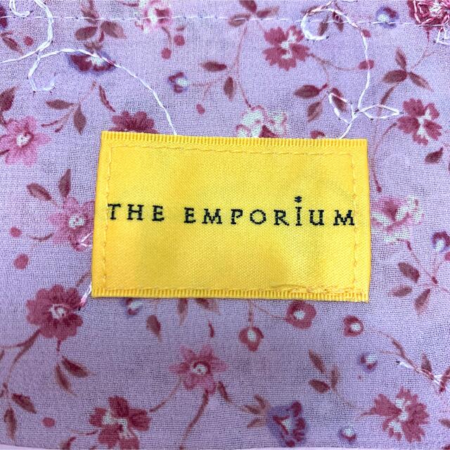 THE EMPORIUM(ジエンポリアム)のTHE ENPORiuM 花柄キャミソール 美品 レディースのトップス(キャミソール)の商品写真