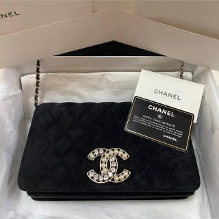 シャネル(CHANEL)の美品　CHANEL ショルダーバッグ(ショルダーバッグ)