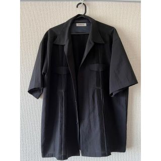 ユナイテッドアローズ(UNITED ARROWS)の【美品・店舗限定】monkey Time シャツ　半袖　夏　黒(シャツ)