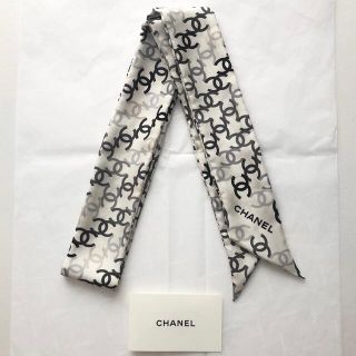 シャネル(CHANEL)のCHANEL ココマーク 柄 ツイリー スカーフ ホワイト(バンダナ/スカーフ)