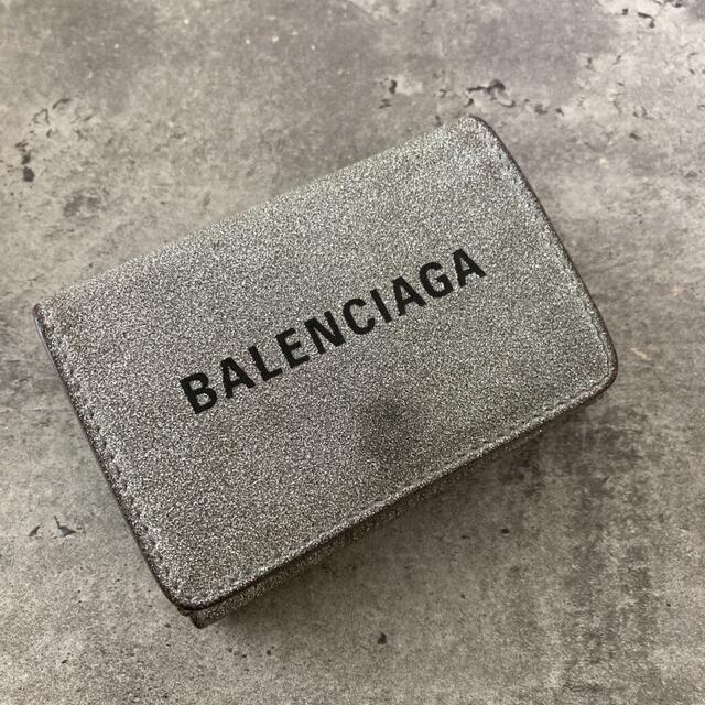 Balenciaga - BALENCIAGA バレンシアガ 三つ折り財布 シルバー ラメの