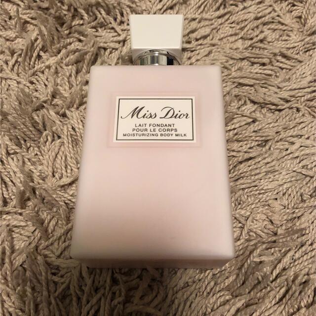 Dior(ディオール)のmiss dior ボディミルク　200ml コスメ/美容のボディケア(ボディクリーム)の商品写真