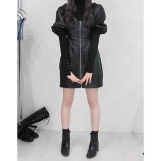 ベルシュカ(Bershka)のベルシュカ　レザーテイストワンピース(ミニワンピース)