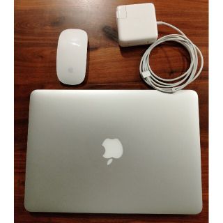 【値下げ】APPLE MacBook Pro 13インチ MF840 256GB