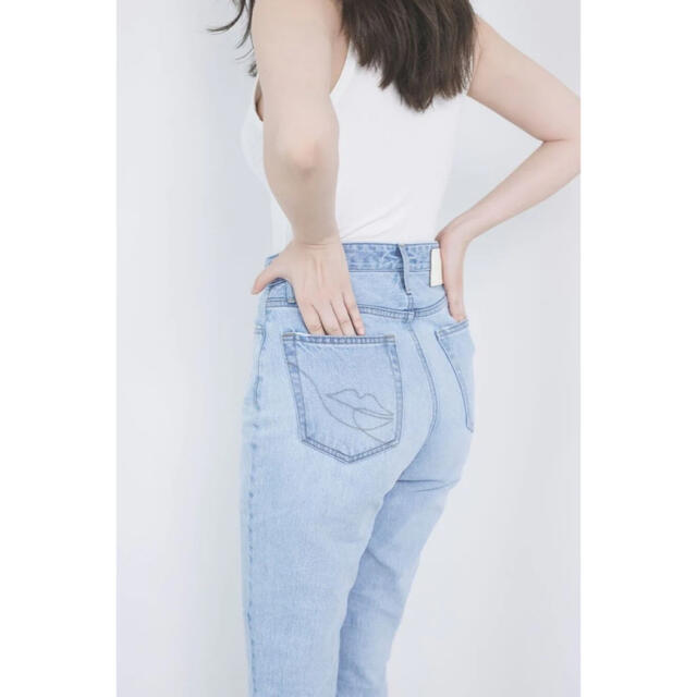 Her lip to(ハーリップトゥ)の【新品未使用】herlipto Tokyo High Rise Jeans レディースのパンツ(デニム/ジーンズ)の商品写真