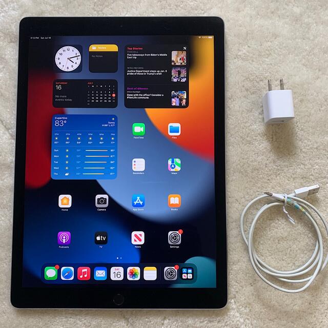 スマホ/家電/カメラ第二世代iPad Pro 12.9インチ WiFiモデル 64GB