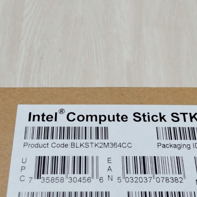 5個セット intel Compute Stick BLKSTK2M364CC スマホ/家電/カメラのPC/タブレット(デスクトップ型PC)の商品写真