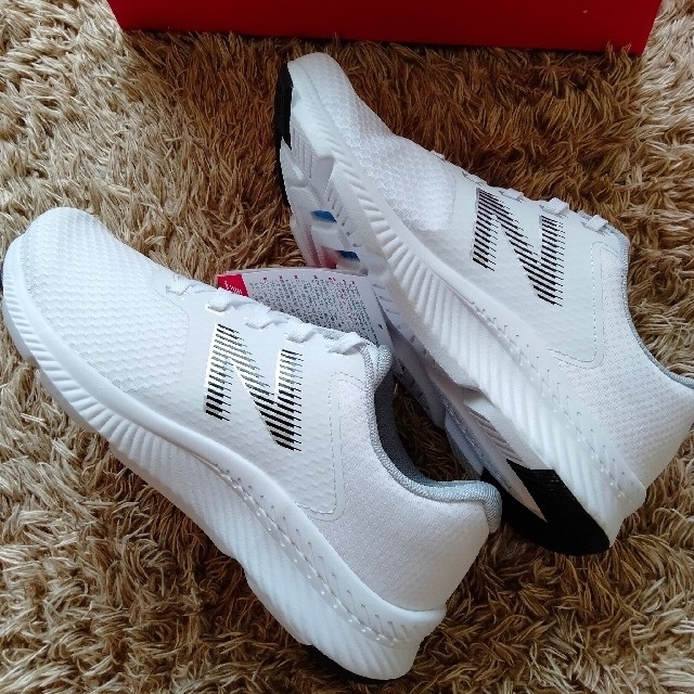 New Balance(ニューバランス)の新品❣️New Balanceニューバランス スニーカー レディース24 レディースの靴/シューズ(スニーカー)の商品写真