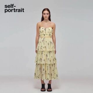 セルフポートレイト(SELF PORTRAIT)の❤️正規品Selfportrait22新作新品★イエローロングワンピース　2色(ロングワンピース/マキシワンピース)