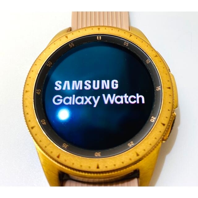 Galaxy(ギャラクシー)のSAMSUNG GALAXYWATCH 42mm ローズゴールド スマホ/家電/カメラのスマートフォン/携帯電話(その他)の商品写真