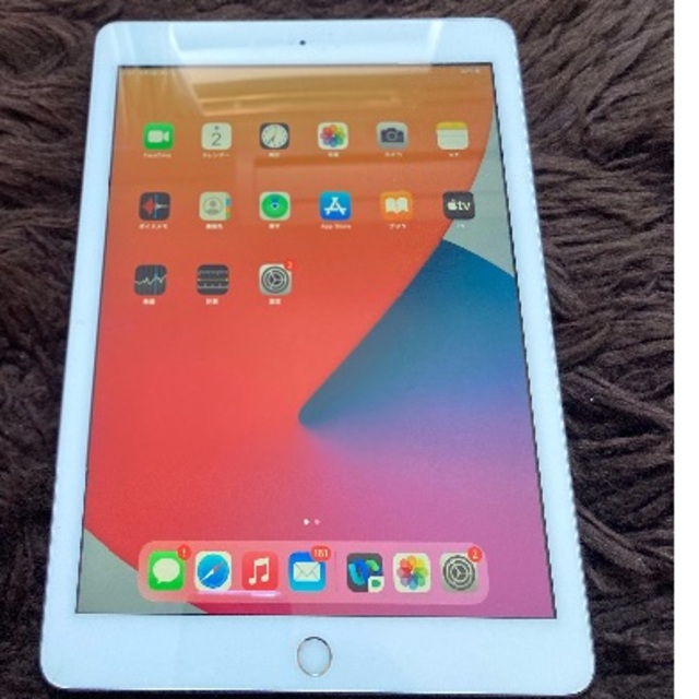 100%正規品 iPad SIMフリー 第5世代 Wi-Fi 9.7inc iPad + MP1L2J/A