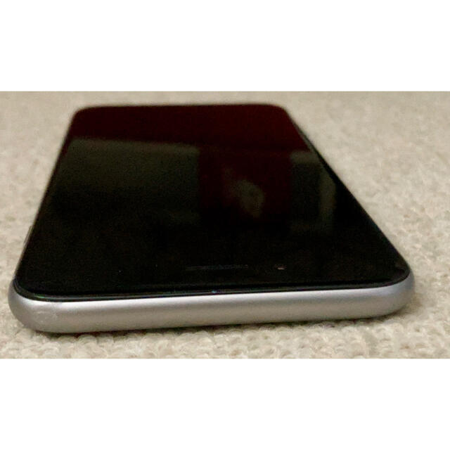 Apple(アップル)のiPhone6 16GB シルバー 本体 SIMフリー 箱付き スマホ/家電/カメラのスマートフォン/携帯電話(スマートフォン本体)の商品写真
