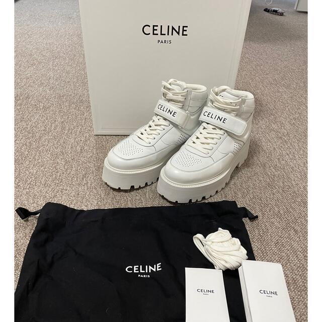 celine(セリーヌ)のい様専用セリーヌ　バルキー　ベルクロストラッブ付き　ハイカットスニーカー　 メンズの靴/シューズ(スニーカー)の商品写真