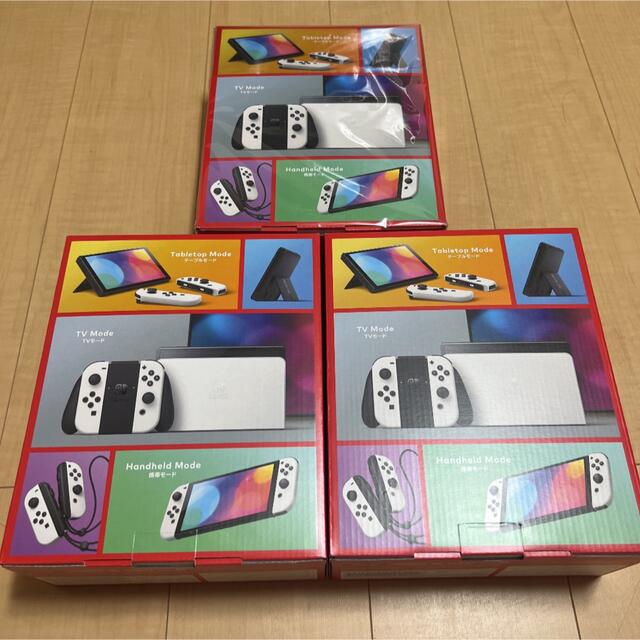 任天堂(ニンテンドウ)の専用です。Switch 有機EL 3台 エンタメ/ホビーのゲームソフト/ゲーム機本体(家庭用ゲーム機本体)の商品写真