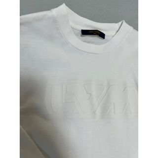 ルイヴィトン(LOUIS VUITTON)のLOUIS VUITTON ロゴエンボス ロングスリーブTシャツ(Tシャツ/カットソー(七分/長袖))