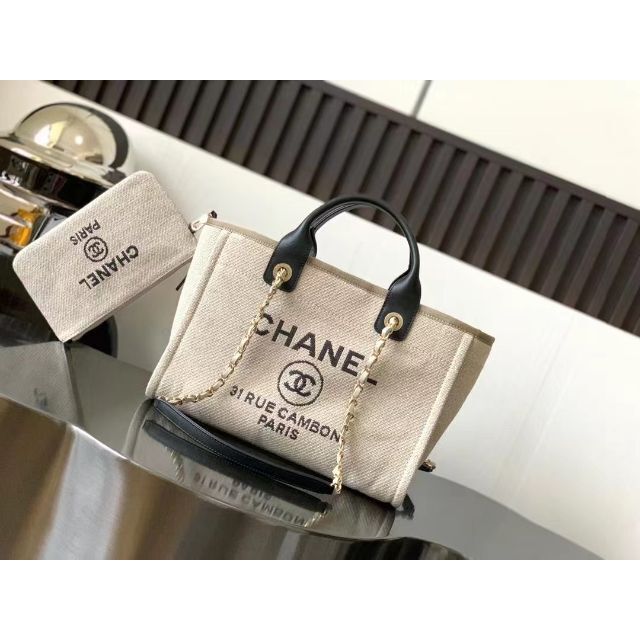 定番人気! CHANEL - CHANEL シャネル ドーヴィル トートバッグ