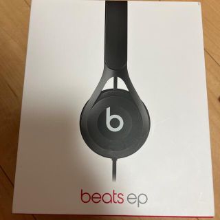 ビーツ(Beats)のBeats ep ヘッドフォン black 有線(ヘッドフォン/イヤフォン)