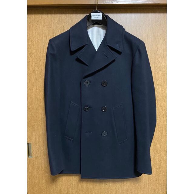 THOM BROWNE(トムブラウン)のTHOM BROWNE メンズのジャケット/アウター(ピーコート)の商品写真