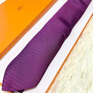 エルメス(Hermes)の専用　【全面H柄 美品】HERMES エルメス ネクタイ パープル系 ファソネ(ネクタイ)