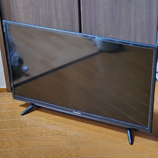 耐熱 二層 足あとぐらす (M) チューナーレススマートTV 32V型