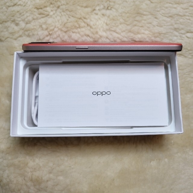 OPPO(オッポ)の新品同様OPPO A73 オッポオレンジ4GB/64GB手帳ケースガラス スマホ/家電/カメラのスマートフォン/携帯電話(スマートフォン本体)の商品写真