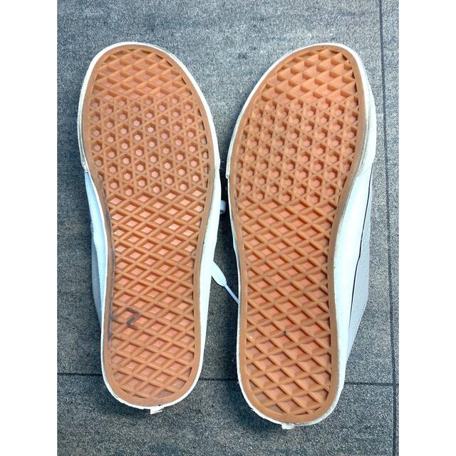 VANS(ヴァンズ)の【SALE中】VANS スリッポン　みーこ様専用 レディースの靴/シューズ(スリッポン/モカシン)の商品写真