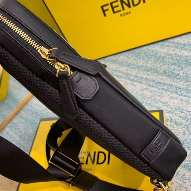 FENDIブラックナイロン ワンショルダーバックパック 商品の状態 直売値