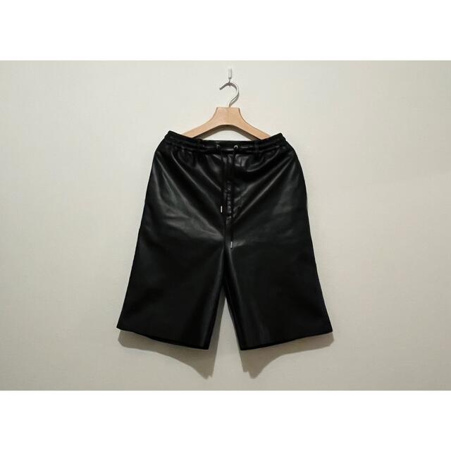 united tokyo leather half pants メンズのパンツ(ショートパンツ)の商品写真