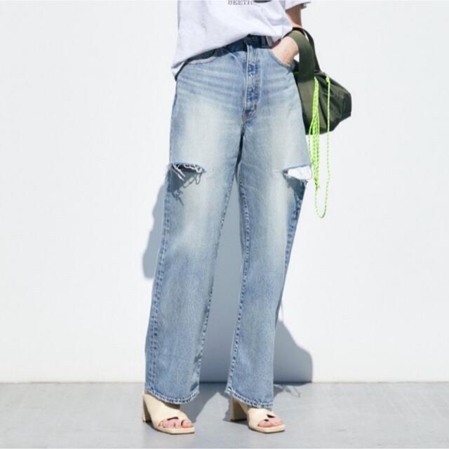 MOUSSYデニムTHIGH SLIT LOOSE STRAIGHT DENIM