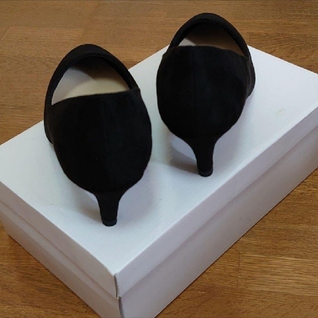 cecile(セシール)のセシール Pita フィット パンプス ブラック 24cm レディースの靴/シューズ(ハイヒール/パンプス)の商品写真