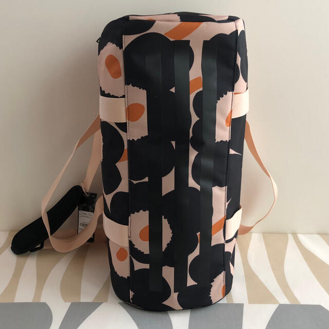 marimekko(マリメッコ)の新品 アディダス マリメッコ コラボ ウニッコ ダッフル  ボストンバッグ レディースのバッグ(ボストンバッグ)の商品写真