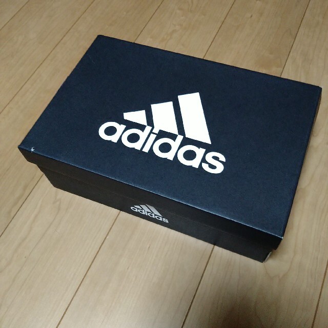 adidas(アディダス)の野球 スパイク adidas ベルクロ トレーニングシューズ 27cm スポーツ/アウトドアの野球(シューズ)の商品写真