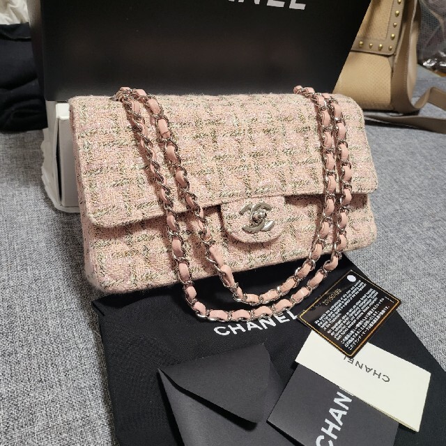 CHANEL(シャネル)のchanel レディースのバッグ(ショルダーバッグ)の商品写真