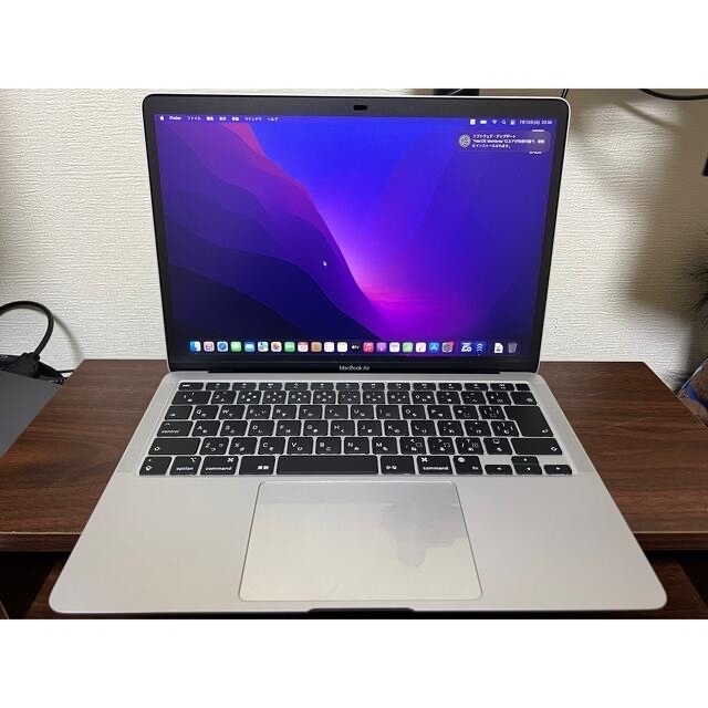 MacBook Air (13", M1, 2020)