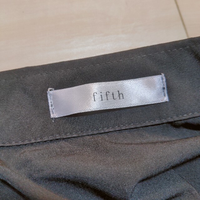 fifth(フィフス)のfifth　ブラウス　長袖 レディースのトップス(シャツ/ブラウス(長袖/七分))の商品写真