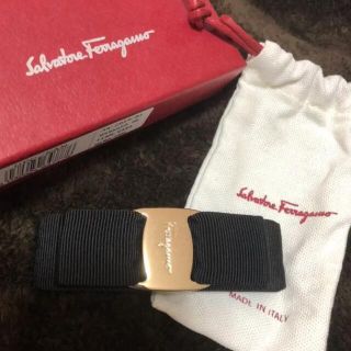 サルヴァトーレフェラガモ(Salvatore Ferragamo)の専用ページ　フェラガモバレッタ(バレッタ/ヘアクリップ)