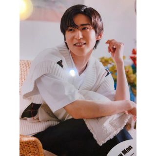 Snow Man - Snow Man『オレンジkiss』MV&ジャケ写オフショット 目黒蓮 ...